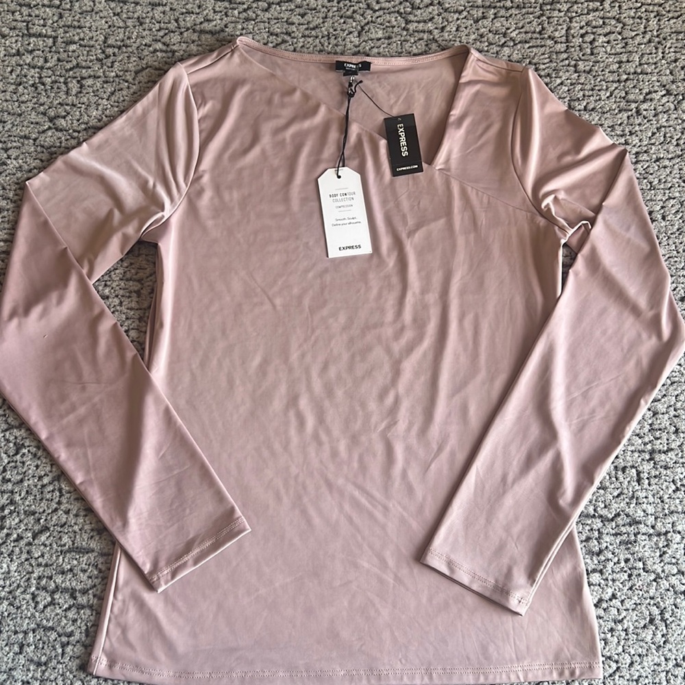 EXPRESS Long Sleeve Cute Top